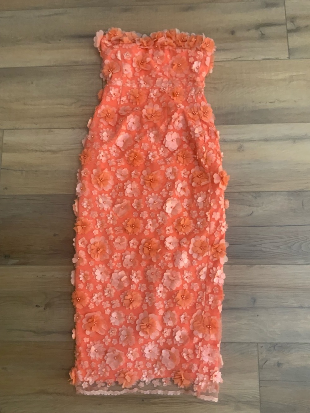 Elliatt Bluebell Midi Dress Orange Strapless - Picture 5 of 10